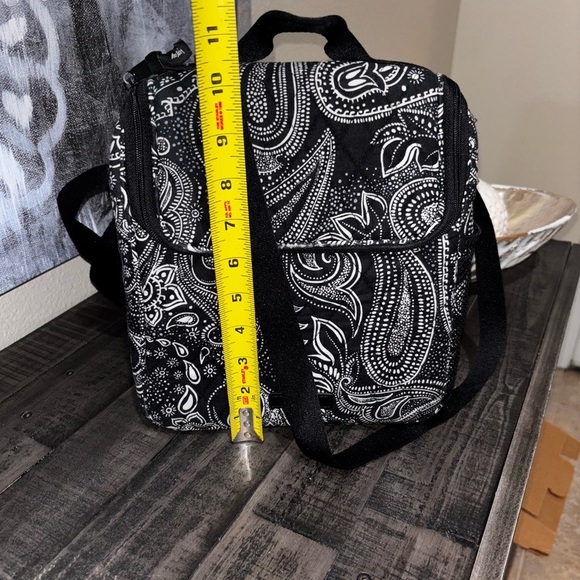 Vera Bradley STELLAR PAISLEY Stay Cooler insulated crossbody bag - Picture 2 of 10